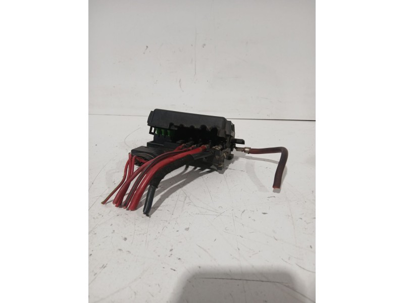 Recambio de caja reles / fusibles para skoda octavia i (1u2) 1.9 tdi referencia OEM IAM 1J0937550AA  
