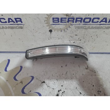 Recambio de piloto intermitente izquierdo para mercedes-benz clase a (w169) referencia OEM IAM A1698201121  