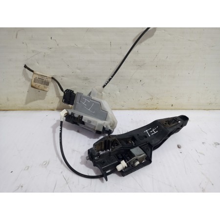 Recambio de cerradura puerta trasera izquierda para peugeot 308 sw envy referencia OEM IAM A04005  