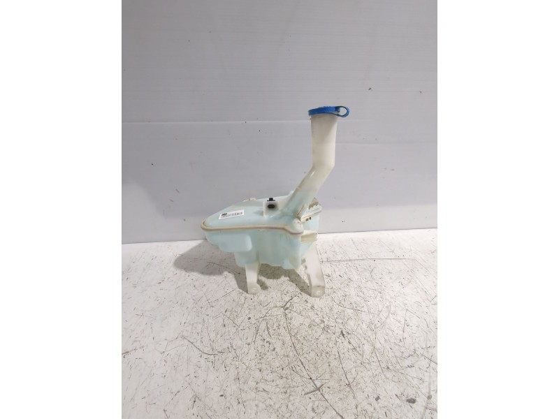 Recambio de deposito limpia para toyota yaris (_p9_) 1.33 vvt-i (nsp90_) referencia OEM IAM 853150D060  