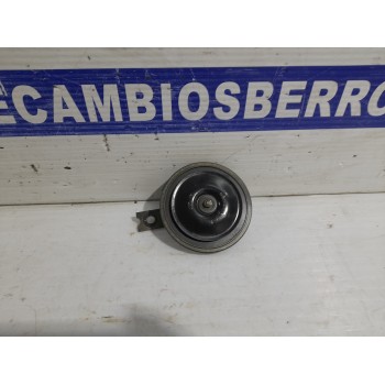 Recambio de claxon para hyundai santa fe (sm) 2.0 crdi cat referencia OEM IAM E428R000033  