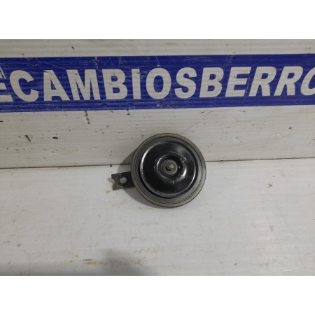 Recambio de claxon para hyundai santa fe (sm) 2.0 crdi cat referencia OEM IAM E428R000033  