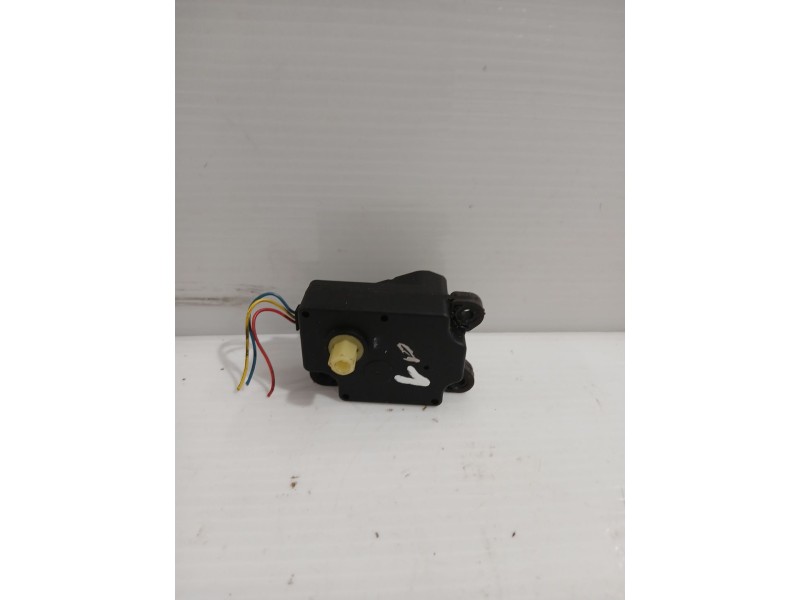 Recambio de motor apertura trampilla para land rover freelander 2 (l359) 2.2 td4 4x4 referencia OEM IAM 6G9N19E616AA  