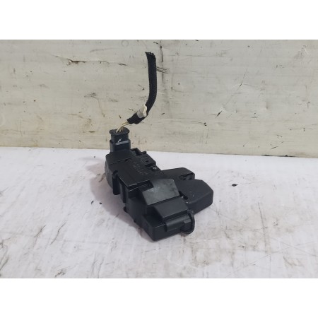 Recambio de cerradura maletero / porton para opel corsa f edition referencia OEM IAM 9816195380  
