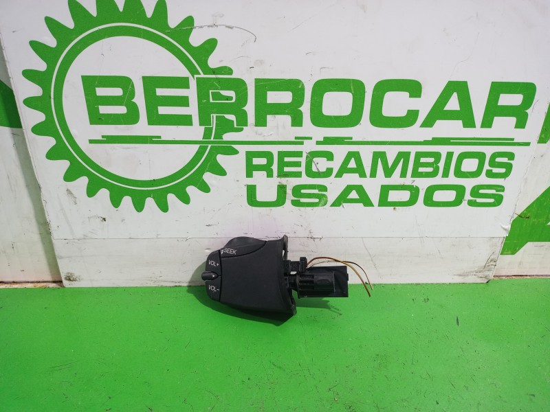 Recambio de mando volante para ford focus berlina (cak) trend referencia OEM IAM 98AB14K147  