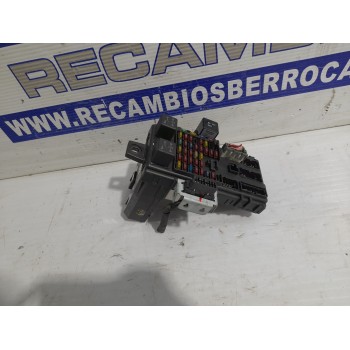 Recambio de caja reles / fusibles para hyundai santa fe (sm) 2.0 crdi cat referencia OEM IAM 9540026500  