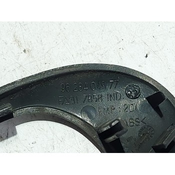 Recambio de embellecedor maneta para peugeot 206 berlina 1.9 diesel referencia OEM IAM 9628404977  