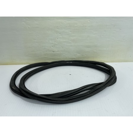 Recambio de goma contorno para volkswagen polo (6c1) advance bluemotion referencia OEM IAM 6R6867912C5AP  