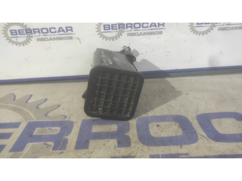 Recambio de filtro carbono activo para toyota avensis berlina (t25) 1.8 16v cat referencia OEM IAM 7770405030  