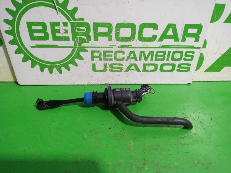 Recambio de bombin embrague para nissan qashqai (j11) acenta referencia OEM IAM 306104BA1B  