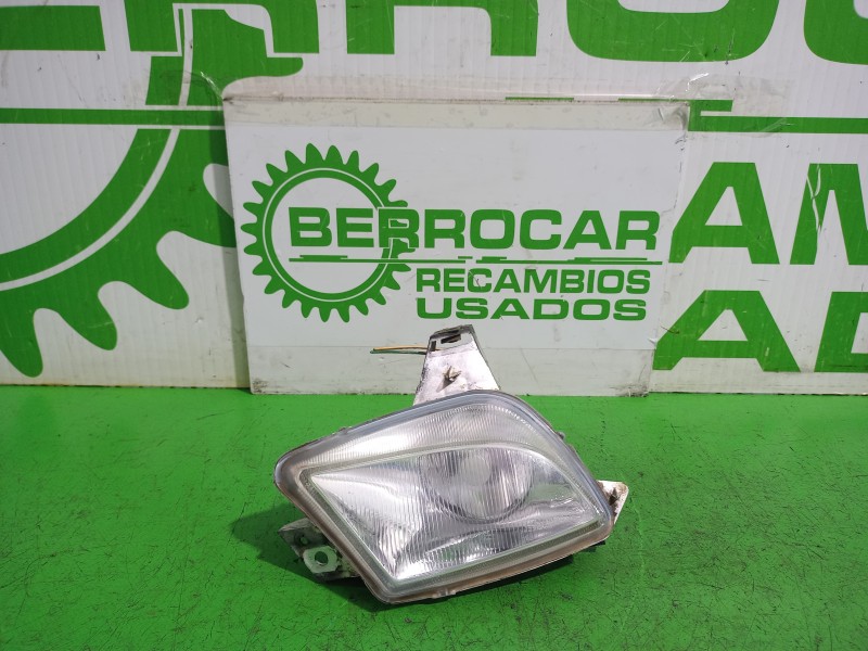 Recambio de faro antiniebla derecho para citroën xsara berlina 1.9 d sx referencia OEM IAM 67721049  