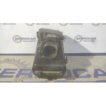 Recambio de filtro aire para toyota corolla (e12) 1.4 turbodiesel cat referencia OEM IAM 1770533061  