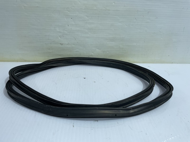 Recambio de goma contorno para volkswagen polo (6c1) advance bluemotion referencia OEM IAM 6R3867911F5AP  