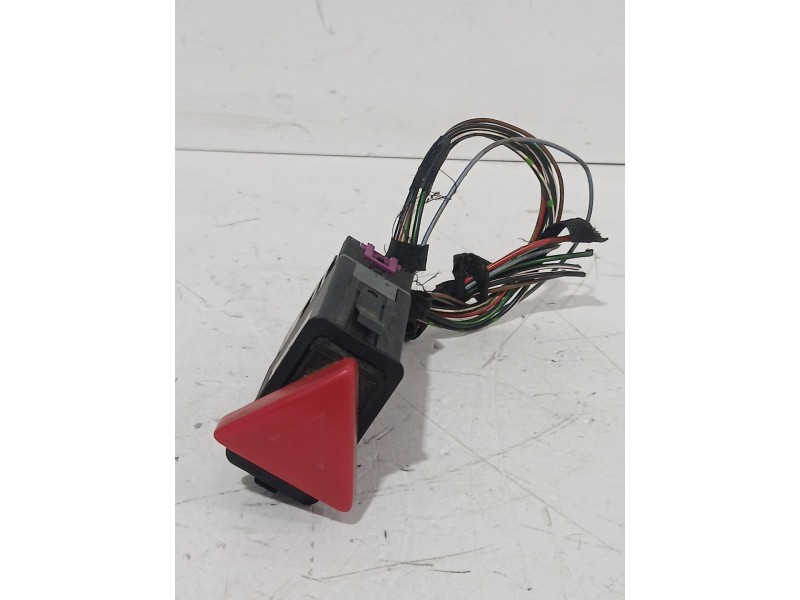 Recambio de warning para skoda octavia i (1u2) 1.9 tdi referencia OEM IAM 1U0953235B  