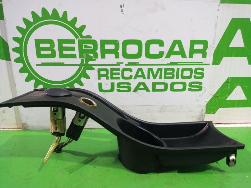 Recambio de posavasos para citroën c4 berlina 1.6 16v hdi referencia OEM IAM 9649644077  