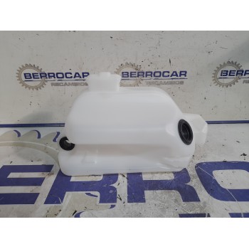 Recambio de deposito limpia para renault kangoo referencia OEM IAM 8200431474  