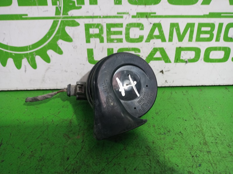 Recambio de claxon para volkswagen passat berlina (3c2) 2.0 tdi referencia OEM IAM E1000209  