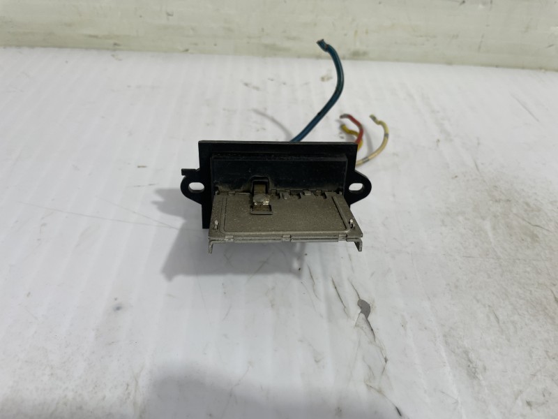 Recambio de resistencia calefaccion para nissan micra (k12e) acenta referencia OEM IAM 27150AX015  