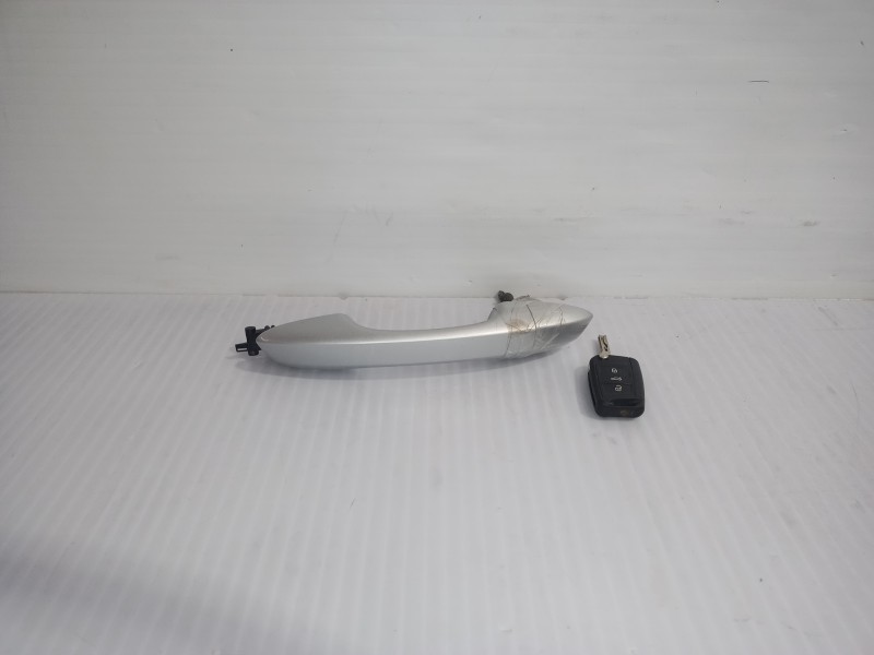 Recambio de maneta exterior delantera izquierda para volkswagen touran (5t1) advance bmt referencia OEM IAM 5TA837205A  