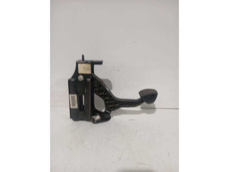 Recambio de pedal embrague para skoda octavia i (1u2) 1.9 tdi referencia OEM IAM 1J1721321D01C  