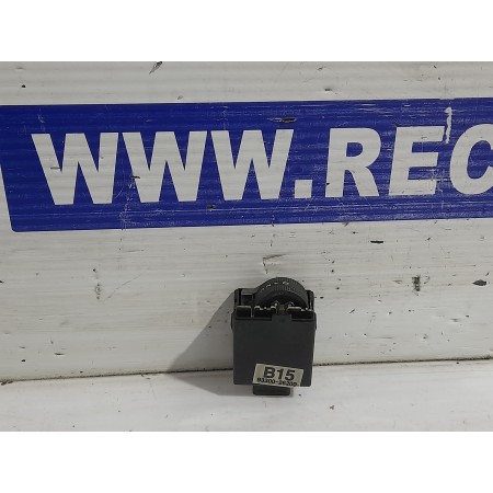 Recambio de interruptor para hyundai santa fe (sm) 2.0 crdi cat referencia OEM IAM 9330026200  