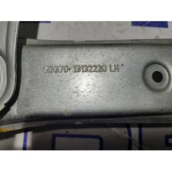 Recambio de elevalunas delantero derecho para opel zafira b referencia OEM IAM A337013132220LH  