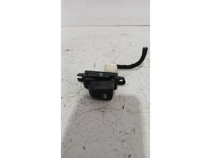 Recambio de mando elevalunas trasero izquierdo para nissan qashqai ii (j11, j11_) 1.5 dci referencia OEM IAM 25401HV00B  