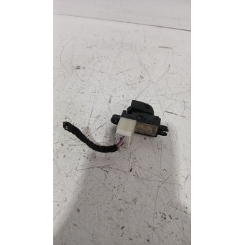 Recambio de mando elevalunas trasero izquierdo para nissan qashqai ii (j11, j11_) 1.5 dci referencia OEM IAM 25401HV00B  