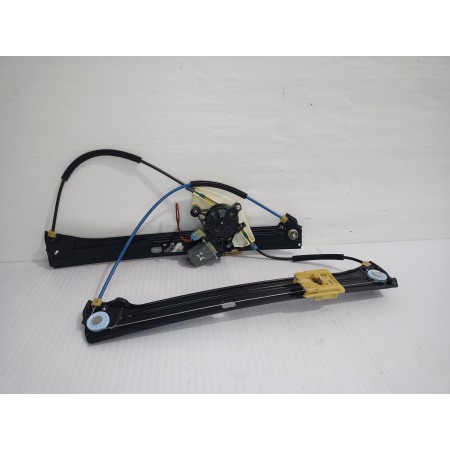 Recambio de elevalunas delantero izquierdo para volkswagen touran (5t1) advance bmt referencia OEM IAM 5TA837461  