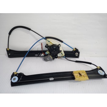 Recambio de elevalunas delantero izquierdo para volkswagen touran (5t1) advance bmt referencia OEM IAM 5TA837461  