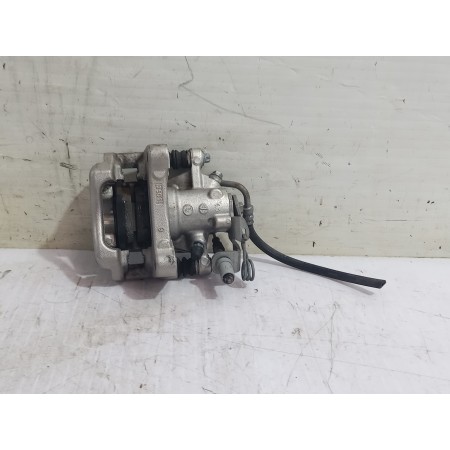 Recambio de pinza de freno trasera izquierda para opel corsa f edition referencia OEM IAM L83201M09  