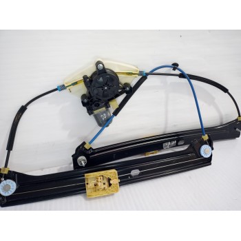 Recambio de elevalunas delantero derecho para volkswagen touran (5t1) advance bmt referencia OEM IAM 5TA837462A  