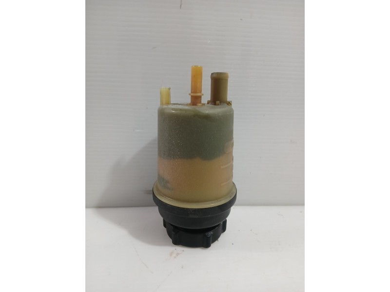 Recambio de deposito servo para land rover freelander 2 (l359) 2.2 td4 4x4 referencia OEM IAM 6G913R700  