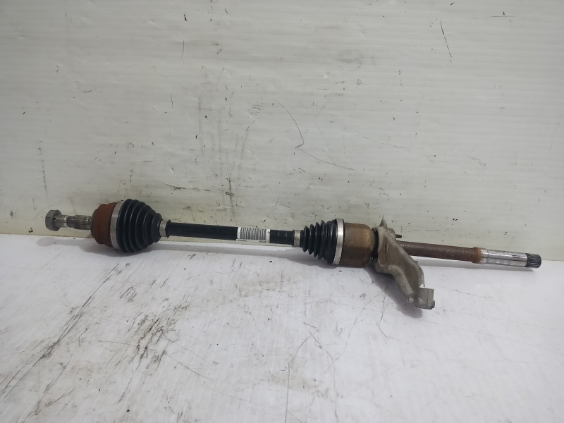 Recambio de transmision delantera derecha para opel corsa f edition referencia OEM IAM 9825390980  