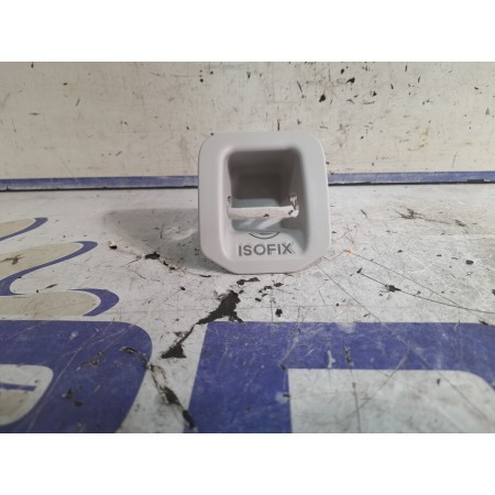 Recambio de carcasa isofix para mercedes-benz clase gla (w156) referencia OEM IAM A1769230100  