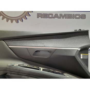 Recambio de guarnecido puerta delantera izquierda para peugeot 3008 referencia OEM IAM 9815749477  