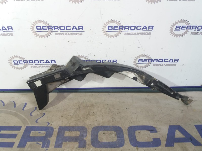 Recambio de soporte faro derecho para volkswagen passat berlina (3b2) 1.9 tdi referencia OEM IAM 3B0807050C  