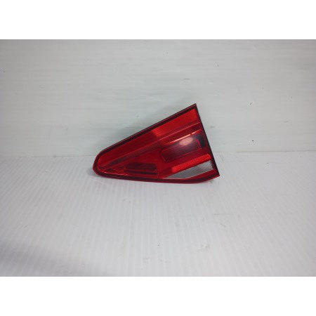 Recambio de piloto trasero derecho interior para volkswagen touran (5t1) advance bmt referencia OEM IAM 5TA945094E  