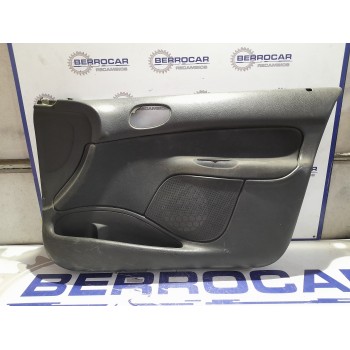 Recambio de guarnecido puerta delantera derecha para peugeot 206 berlina 1.9 diesel referencia OEM IAM 9629325777  