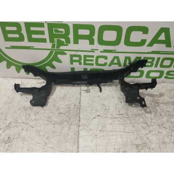 Recambio de panel frontal para renault megane ii classic berlina 1.5 dci diesel referencia OEM IAM 8200589928  