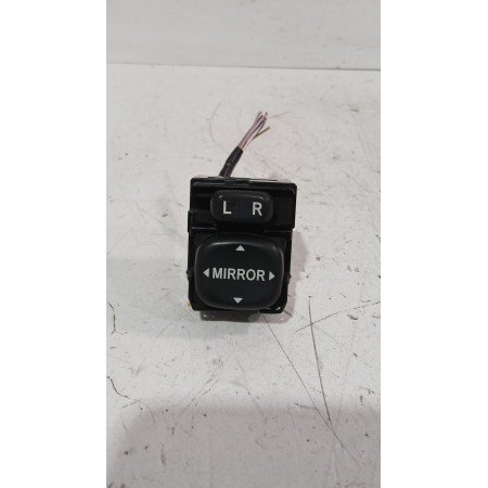 Recambio de mando retrovisor para toyota yaris (_p9_) 1.33 vvt-i (nsp90_) referencia OEM IAM 183574  