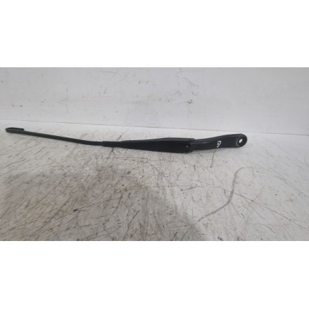 Recambio de brazo limpia delantero derecho para dacia sandero ii (b8_) 1.5 dci referencia OEM IAM 288866802R  