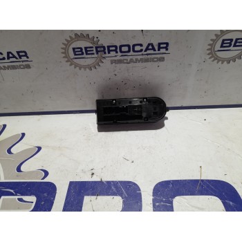 Recambio de mando elevalunas delantero izquierdo para opel zafira b referencia OEM IAM 13228706  