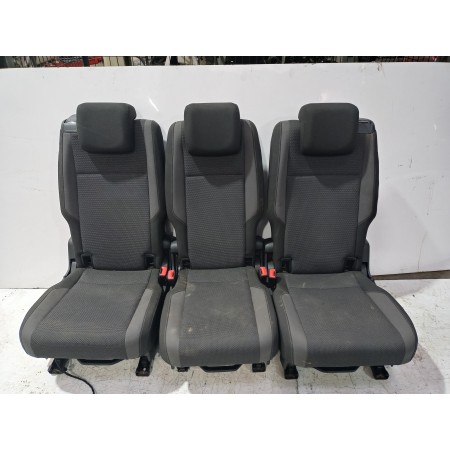 Recambio de asiento trasero para volkswagen touran (5t1) advance bmt referencia OEM IAM 5QA883303  