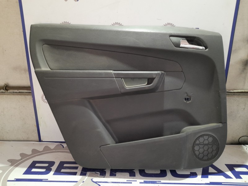 Recambio de guarnecido puerta trasera izquierda para opel zafira b referencia OEM IAM 13165271  