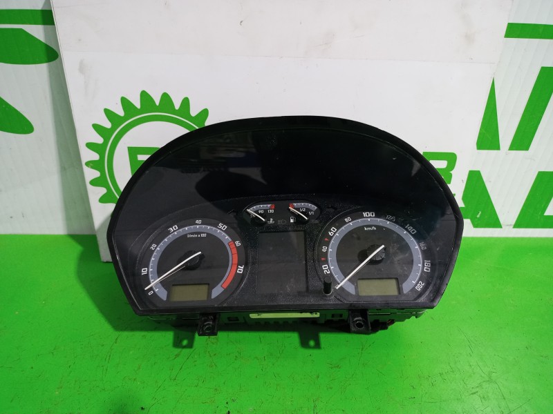 Recambio de cuadro instrumentos para skoda fabia (6y2/6y3) 1.2 12v referencia OEM IAM 6Y0920881  