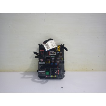 Recambio de caja reles / fusibles para jeep avenger altitude referencia OEM IAM 9845141280  