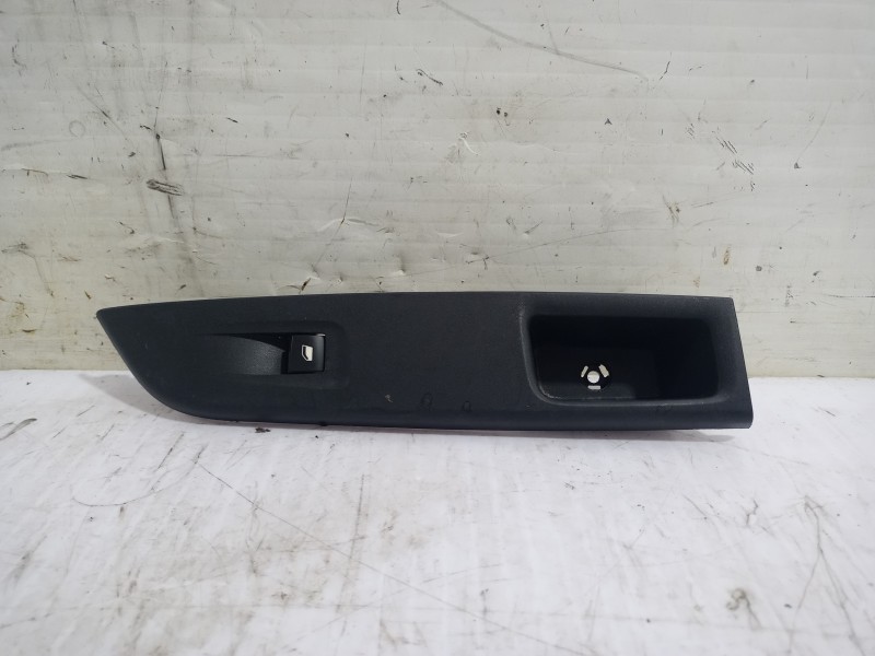 Recambio de mando elevalunas delantero derecho para opel corsa f edition referencia OEM IAM 9830172180  