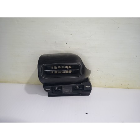 Recambio de rejilla aireadora para jeep avenger altitude referencia OEM IAM 735768421  