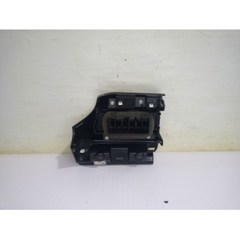 Recambio de rejilla aireadora para jeep avenger altitude referencia OEM IAM 735768421  